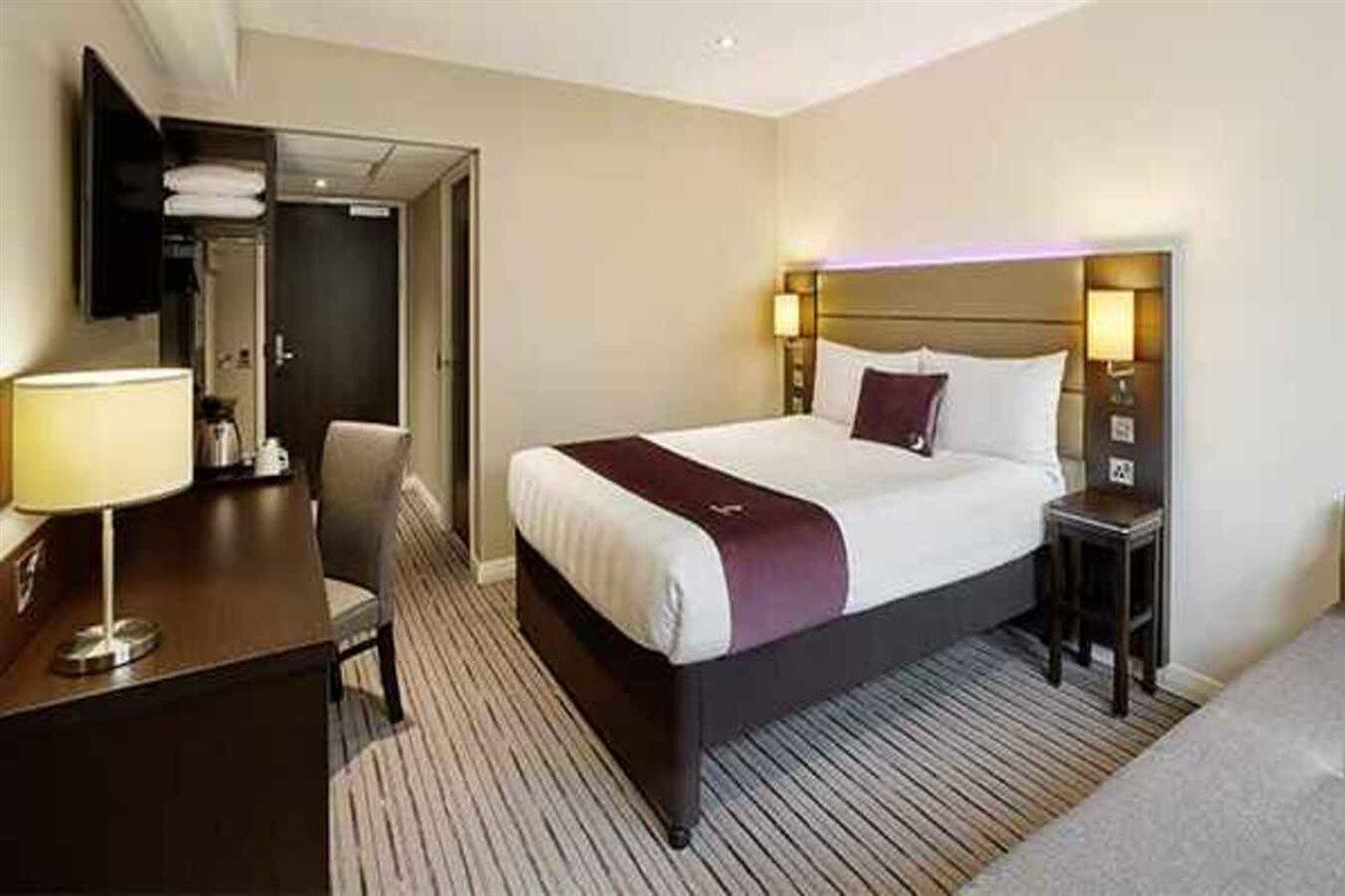 Premier Inn Oxford Botley South Hinksey Exteriör bild